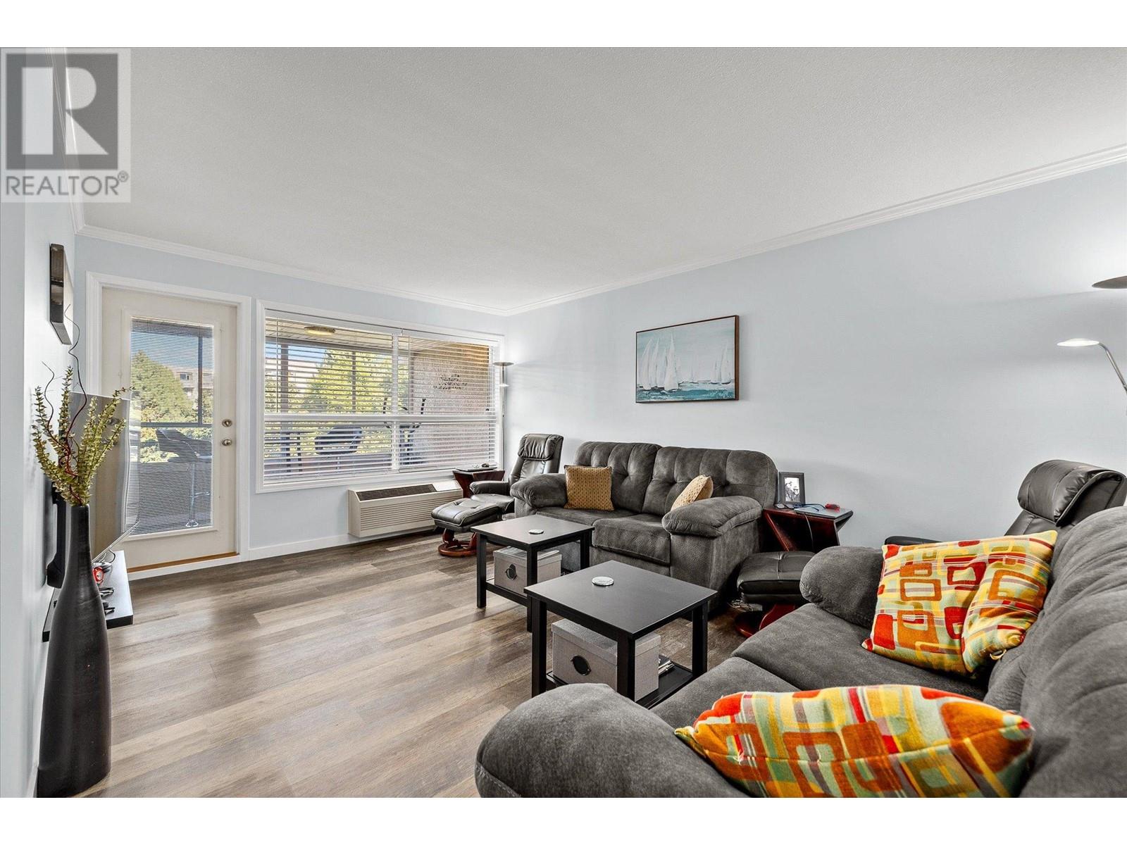 309 933 Harvey Avenue, Kelowna