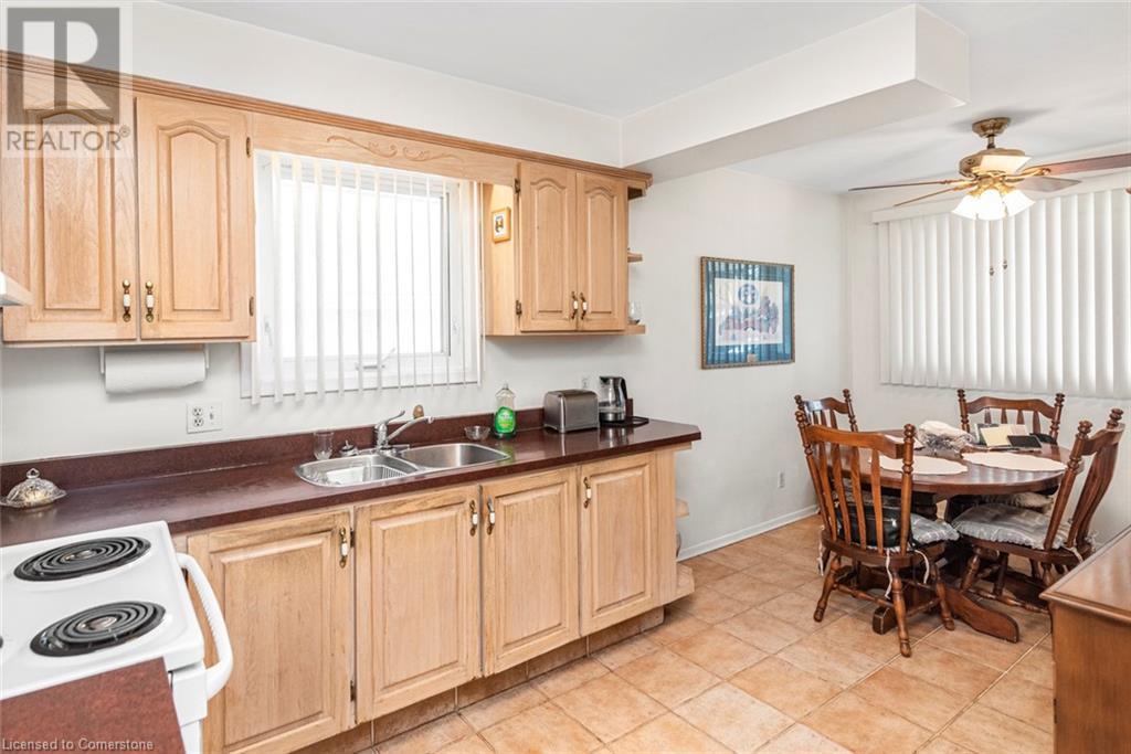 Photo 14 of 176 Walter Avenue S, Hamilton ON