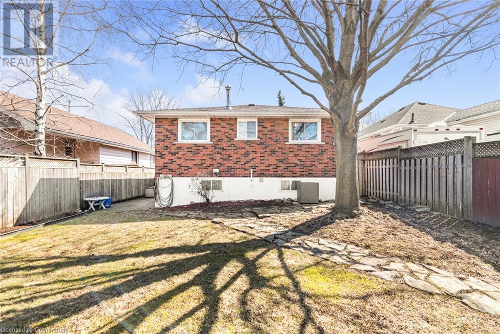 Photo 36 of 176 Walter Avenue S, Hamilton ON