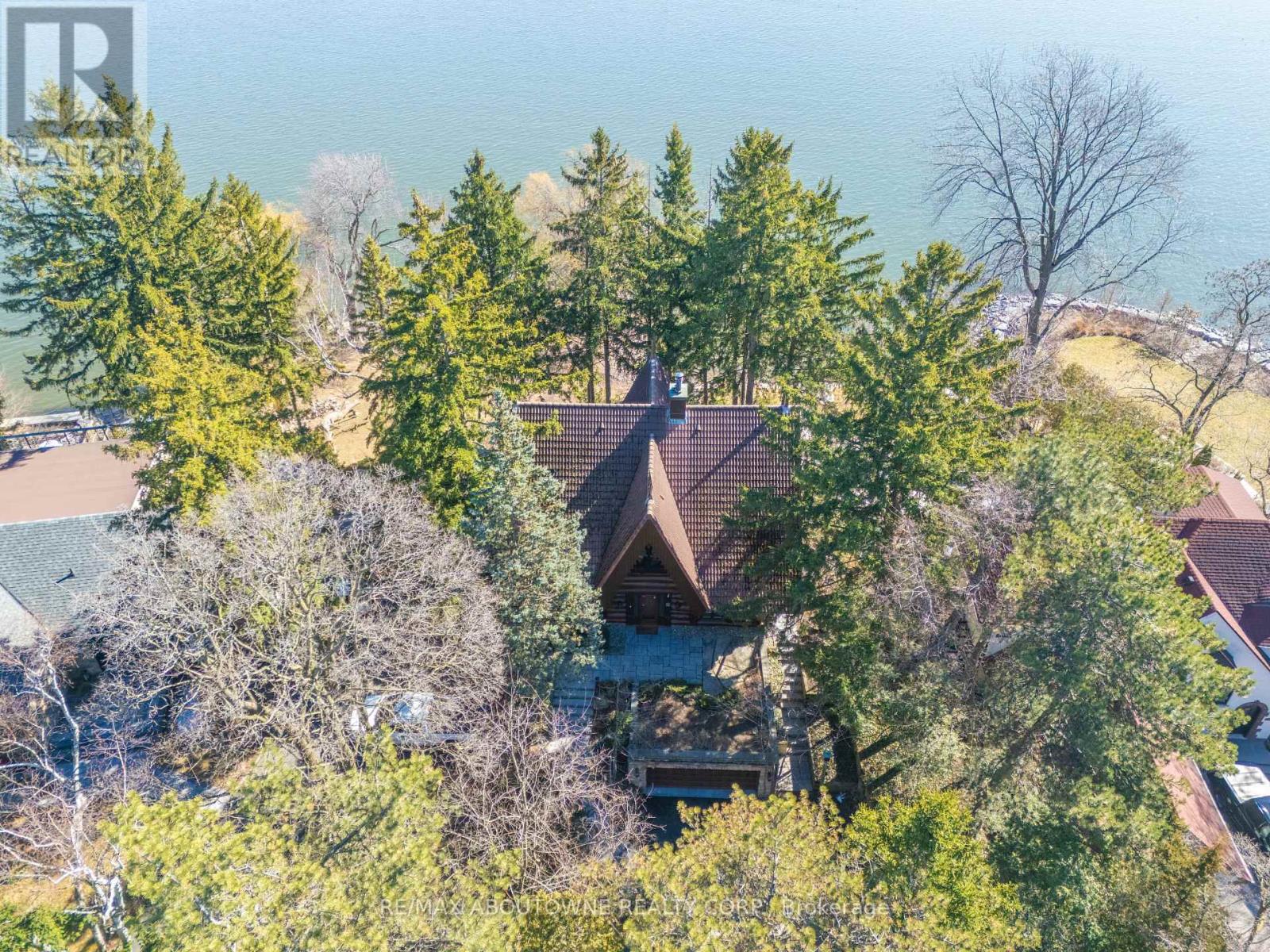 Photo 16 of 270 North Shore Boulevard E, Burlington ON