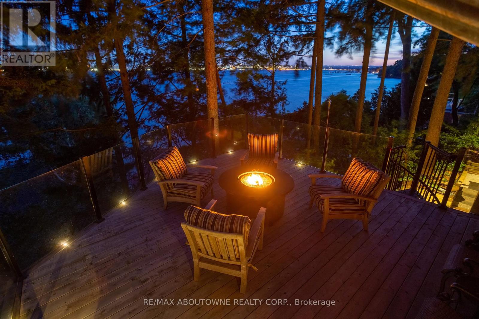 Photo 12 of 270 North Shore Boulevard E, Burlington ON