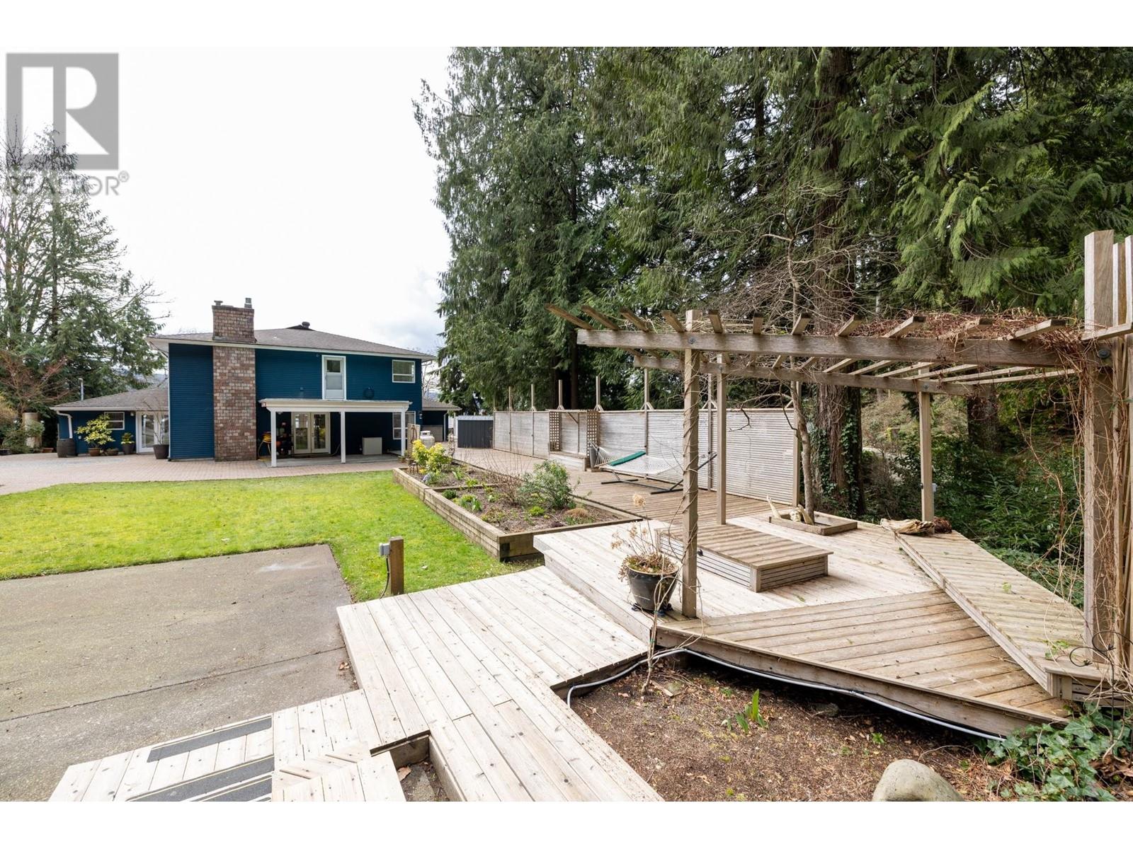 5439 INDIAN RIVER DRIVE, North Vancouver