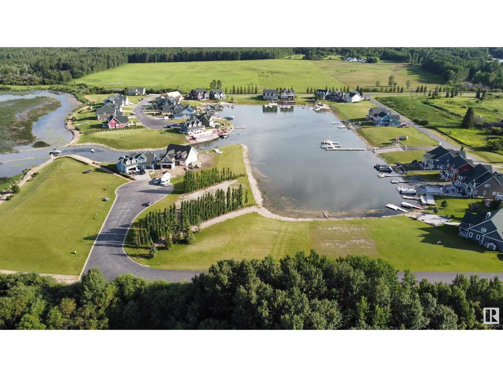 Photo 12 of 12 Sunset Harbour, Rural Wetaskiwin County AB