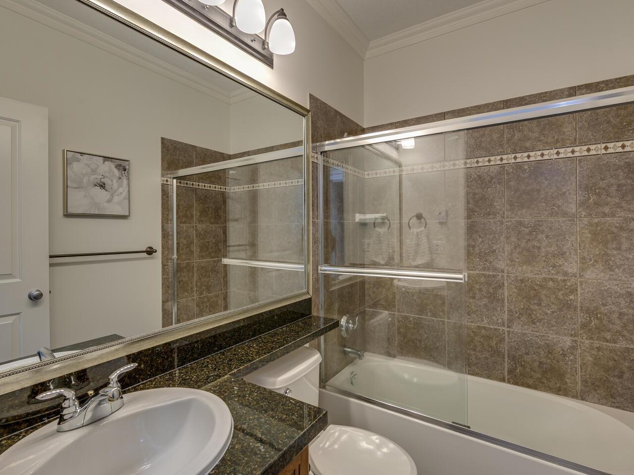 B303 33755 7TH AVENUE, Mission real estate listing R2956447