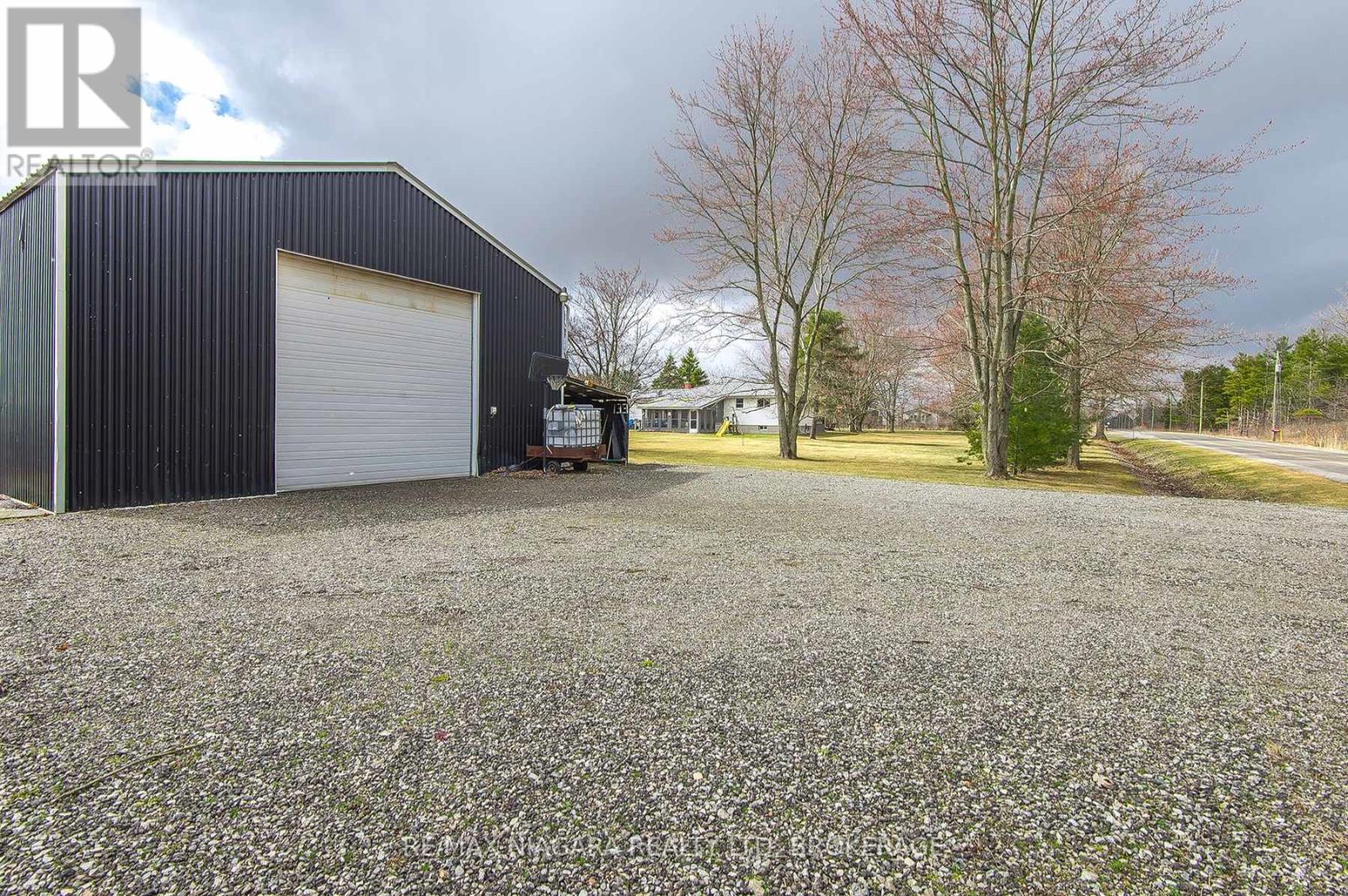 Photo 13 of 1791 Beamer Road, West Lincoln ON