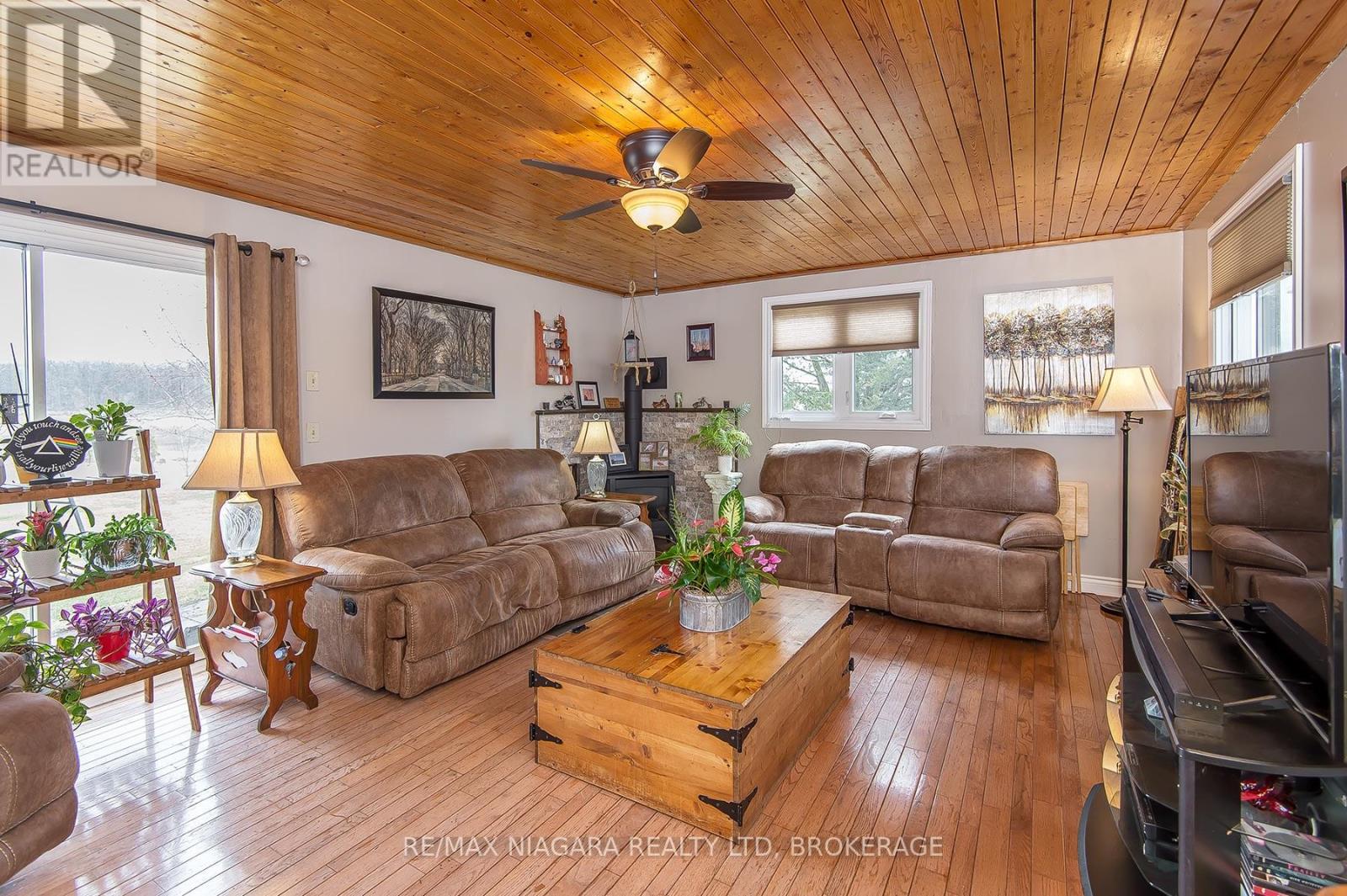 Photo 19 of 1791 Beamer Road, West Lincoln ON