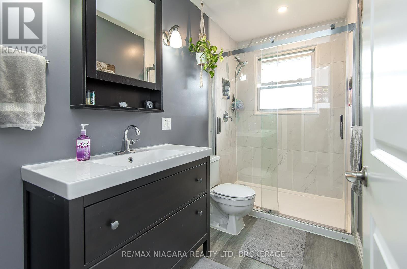 Photo 25 of 1791 Beamer Road, West Lincoln ON