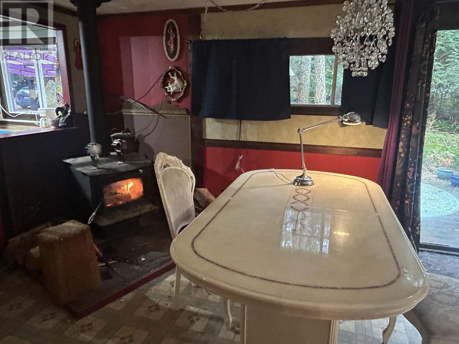 9063 PARADISE VALLEY ROAD, Squamish real estate listing R2982879