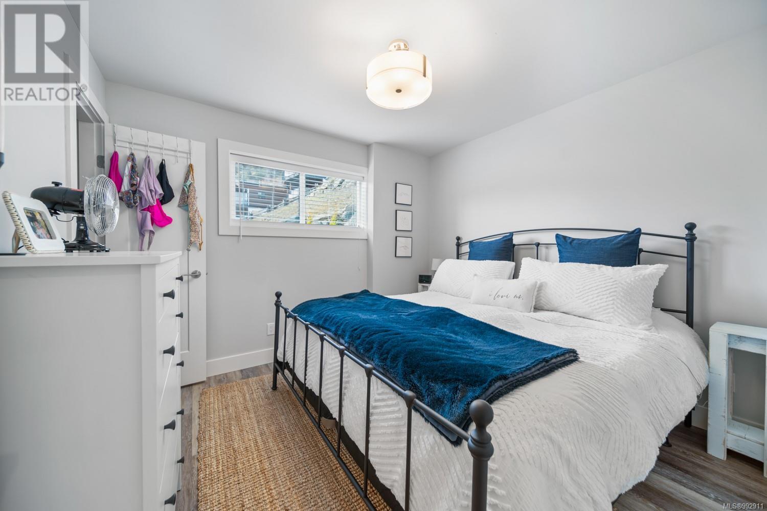 7405 Cottage Way, Lake Cowichan