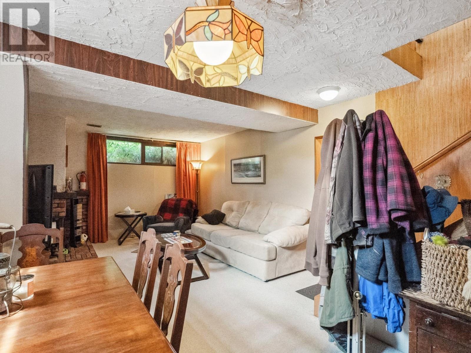 1150 MARIANNA Crescent, Trail