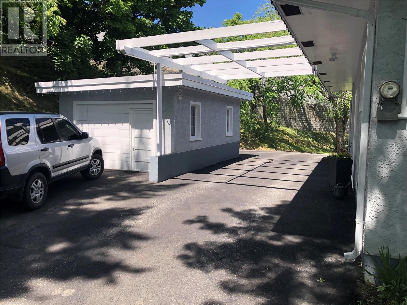 13420 Bristow Road, Summerland