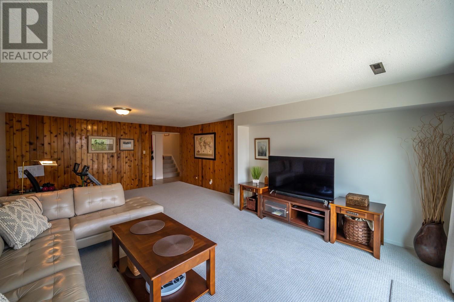 13420 Bristow Road, Summerland