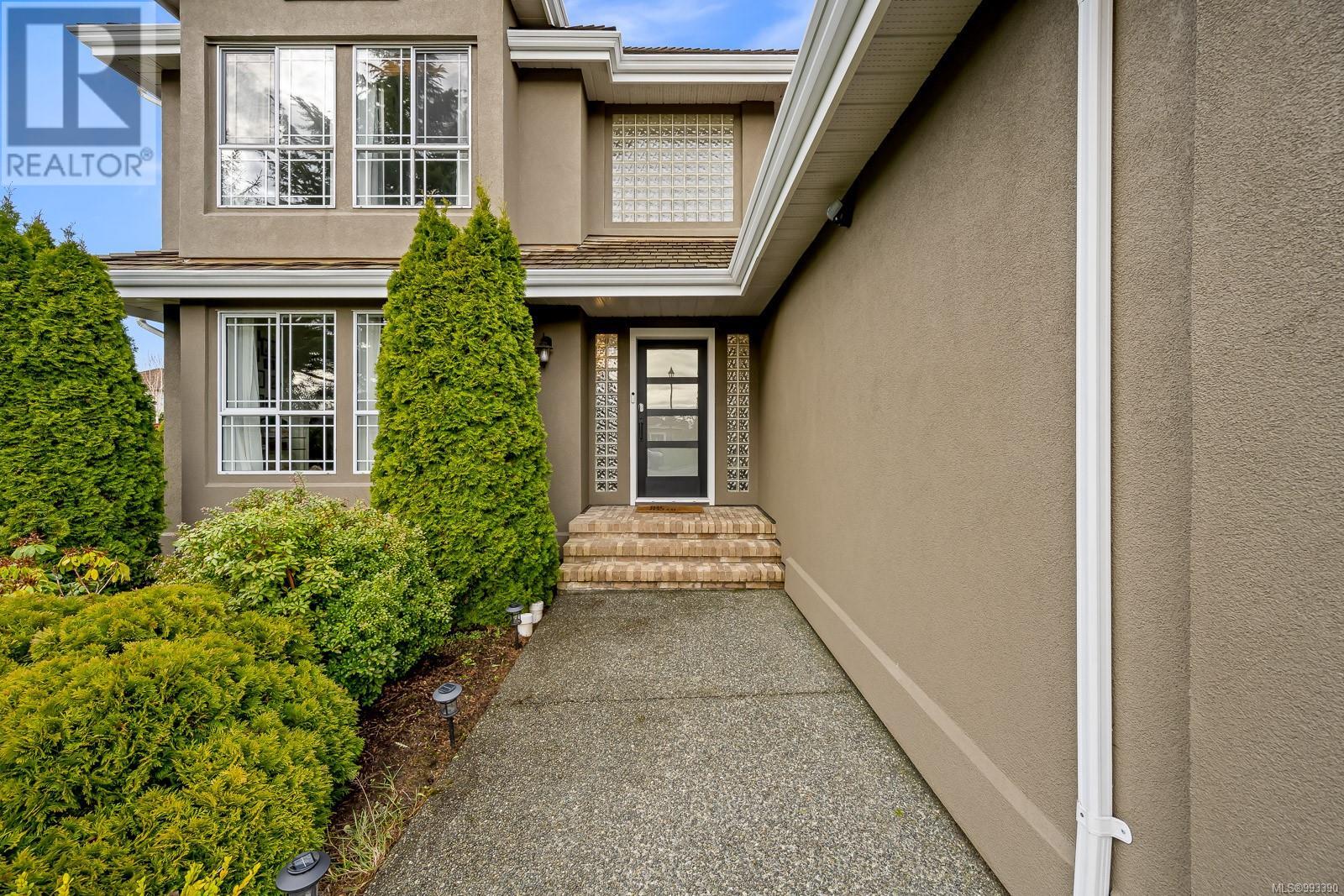 931 Crown Isle Dr, Courtenay