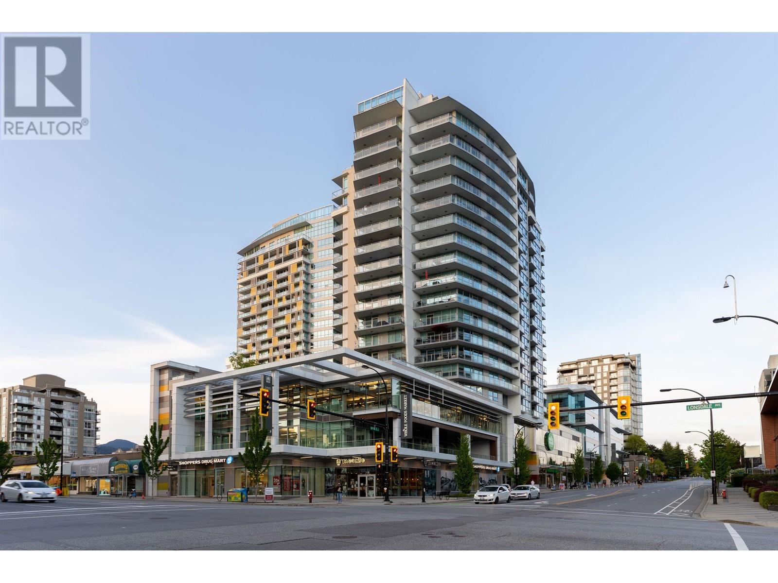 306 112 E 13TH STREET, North Vancouver