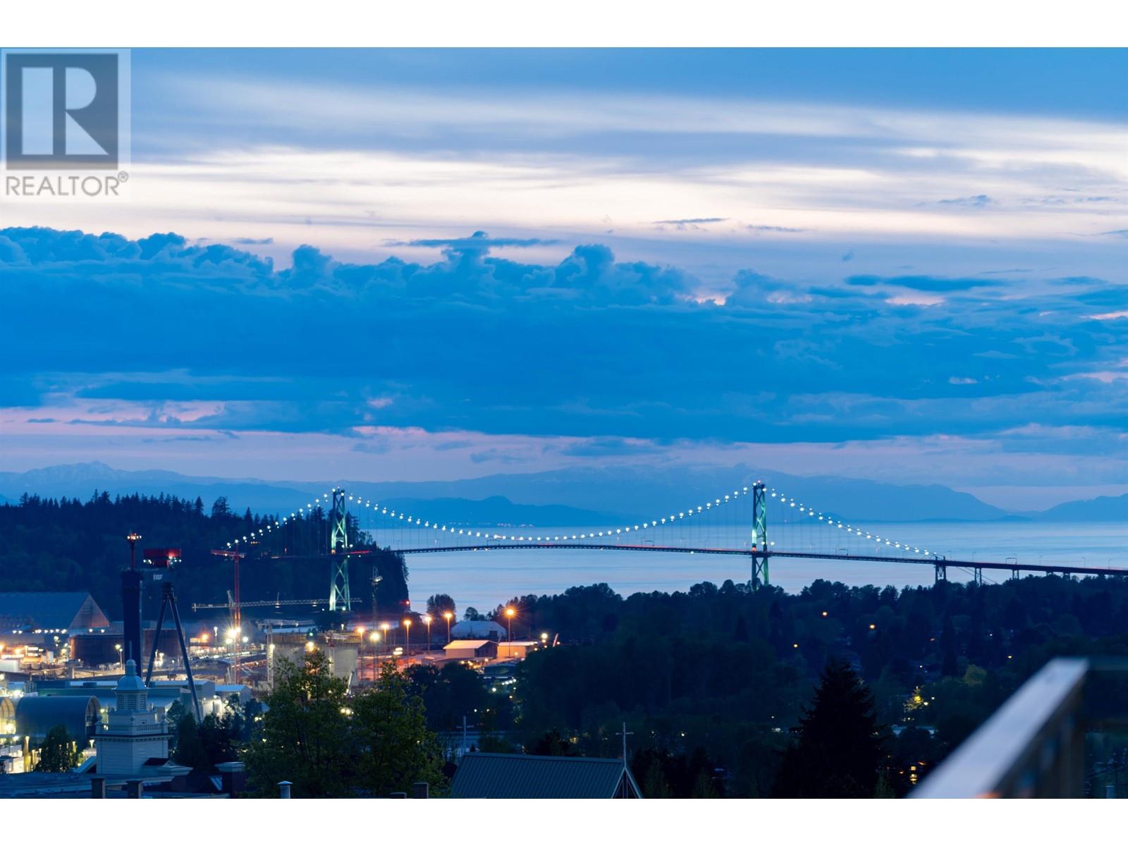 306 112 E 13TH STREET, North Vancouver