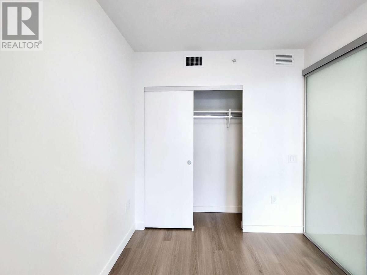 307 618 CARNARVON STREET, New Westminster