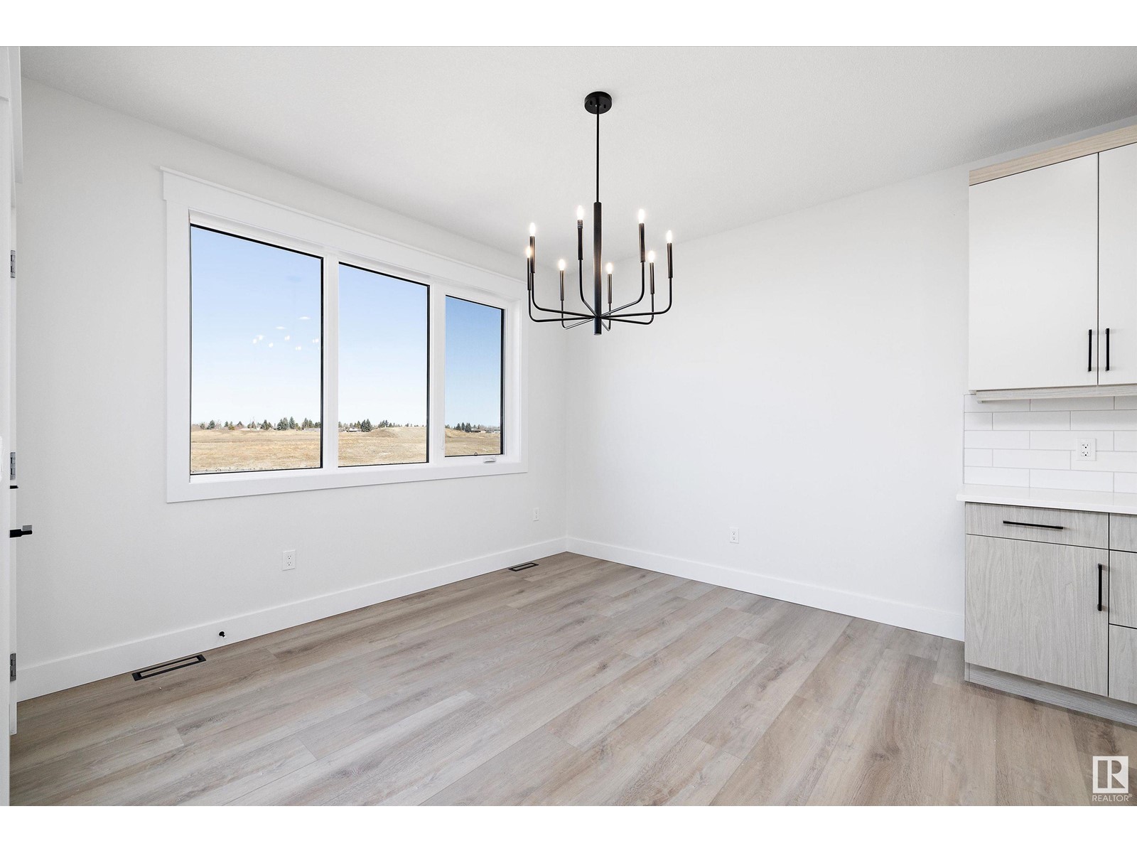 Photo 9 of 10232 92 A Av, Morinville AB