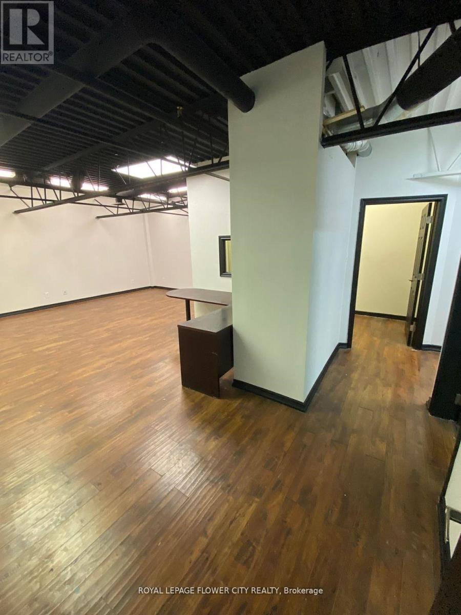 Photo 9 of 7 2001 Albion Road, Toronto ON