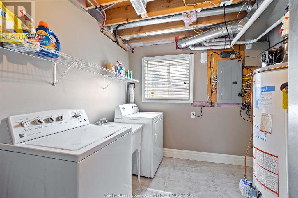 Photo 27 of 2131 Longfellow Avenue, Windsor ON