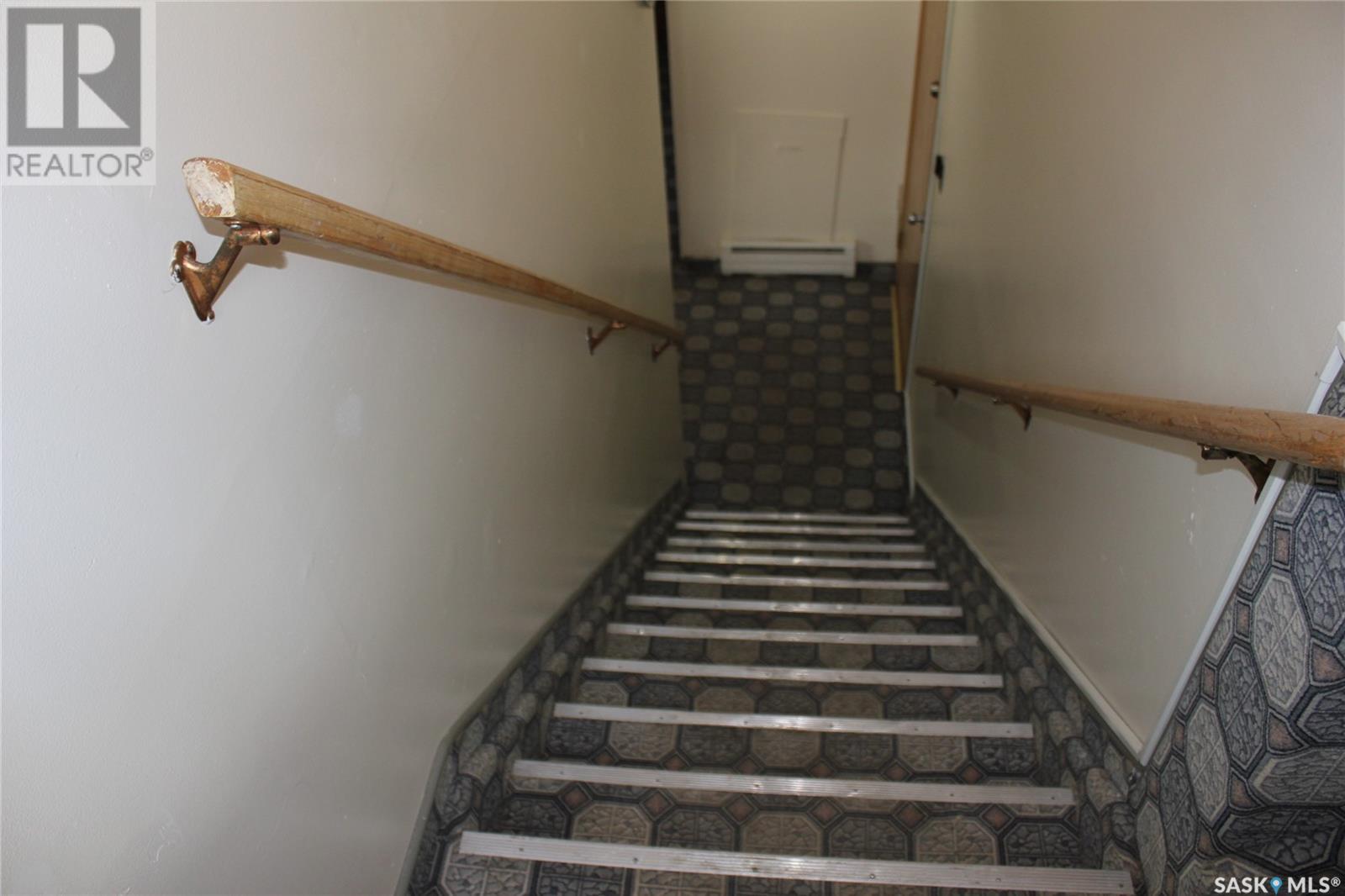 Multi-family House Low rise for Sale in  th AVENUE NW Swift Current 