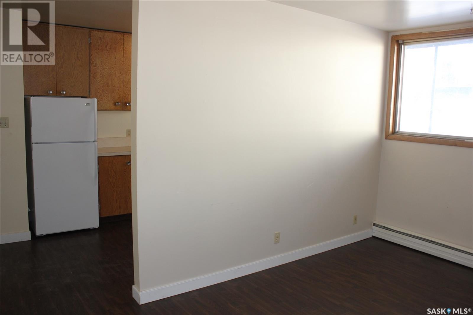Multi-family House Low rise for Sale in  th AVENUE NW Swift Current 