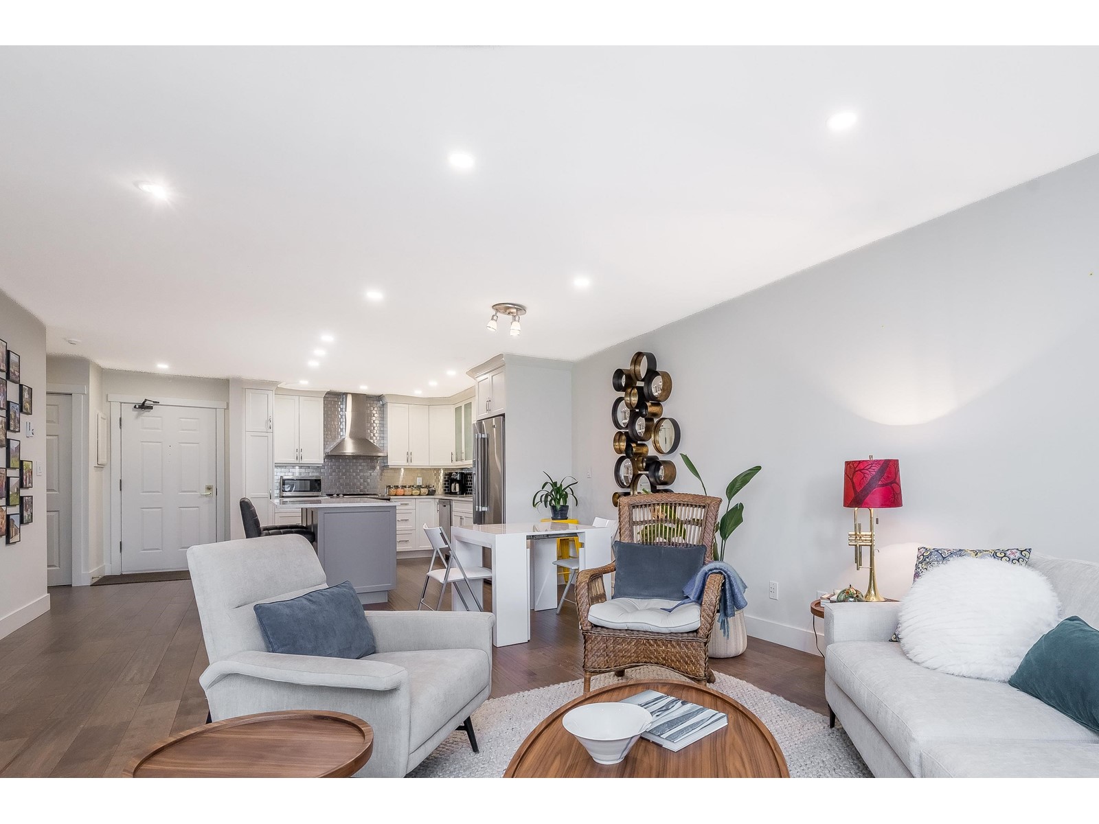 614 1350 VIDAL STREET, White Rock real estate listing R2981070