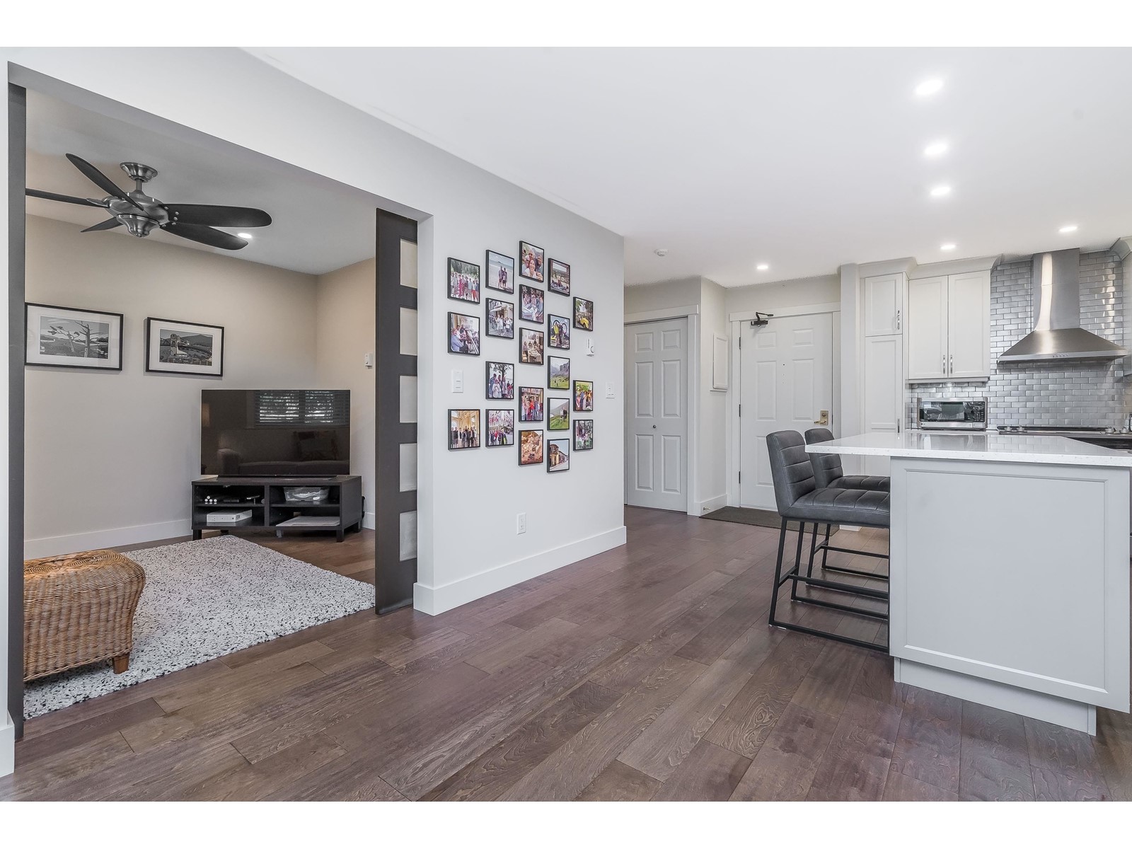 614 1350 VIDAL STREET, White Rock real estate listing R2981070