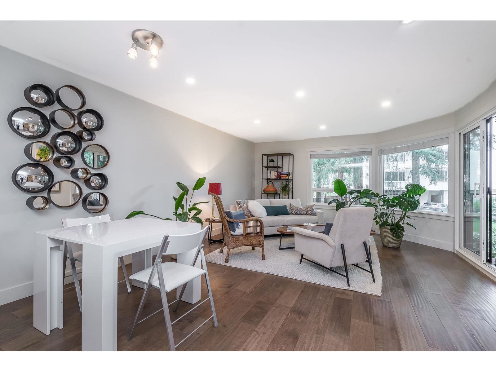 614 1350 VIDAL STREET, White Rock real estate listing R2981070