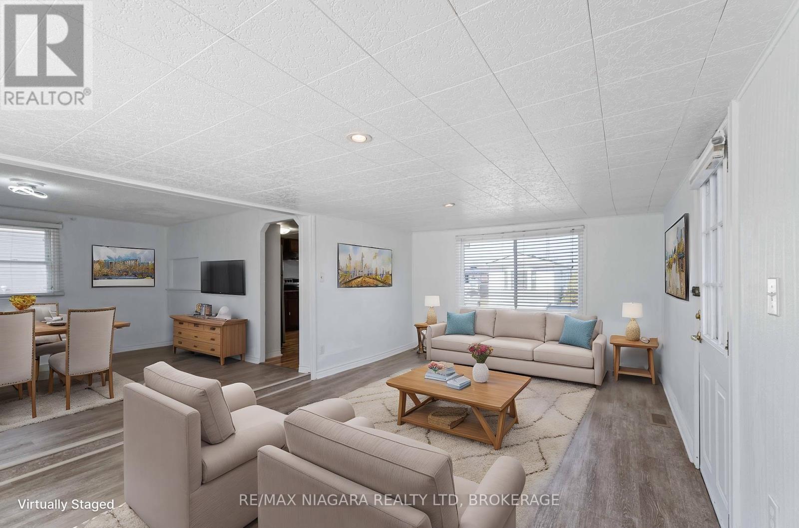 Photo 1 of 21 2175 Mewburn Road, Niagara Falls ON