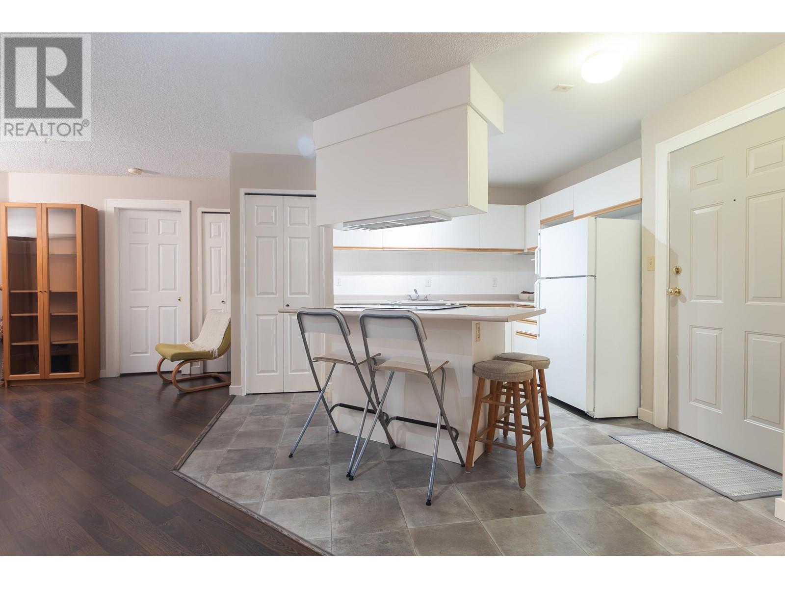 A109 40100 WILLOW CRESCENT, Squamish real estate listing R2983046