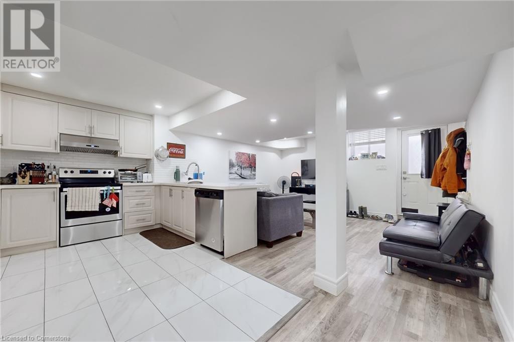 Photo 39 of 1829 Emberton Way, Innisfil ON