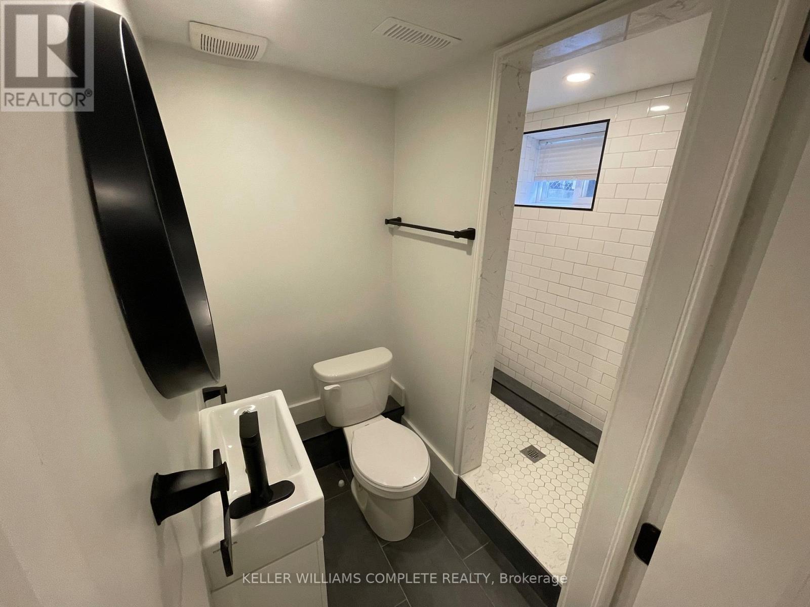 Photo 20 of 574 Cannon Street E, Hamilton ON