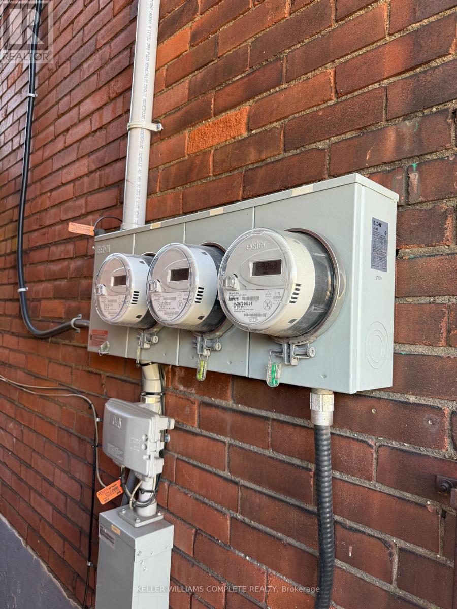 Photo 14 of 574 Cannon Street E, Hamilton ON