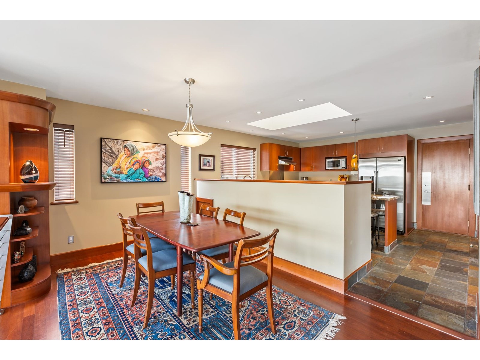 1235 OXFORD STREET, White Rock real estate listing R2983043
