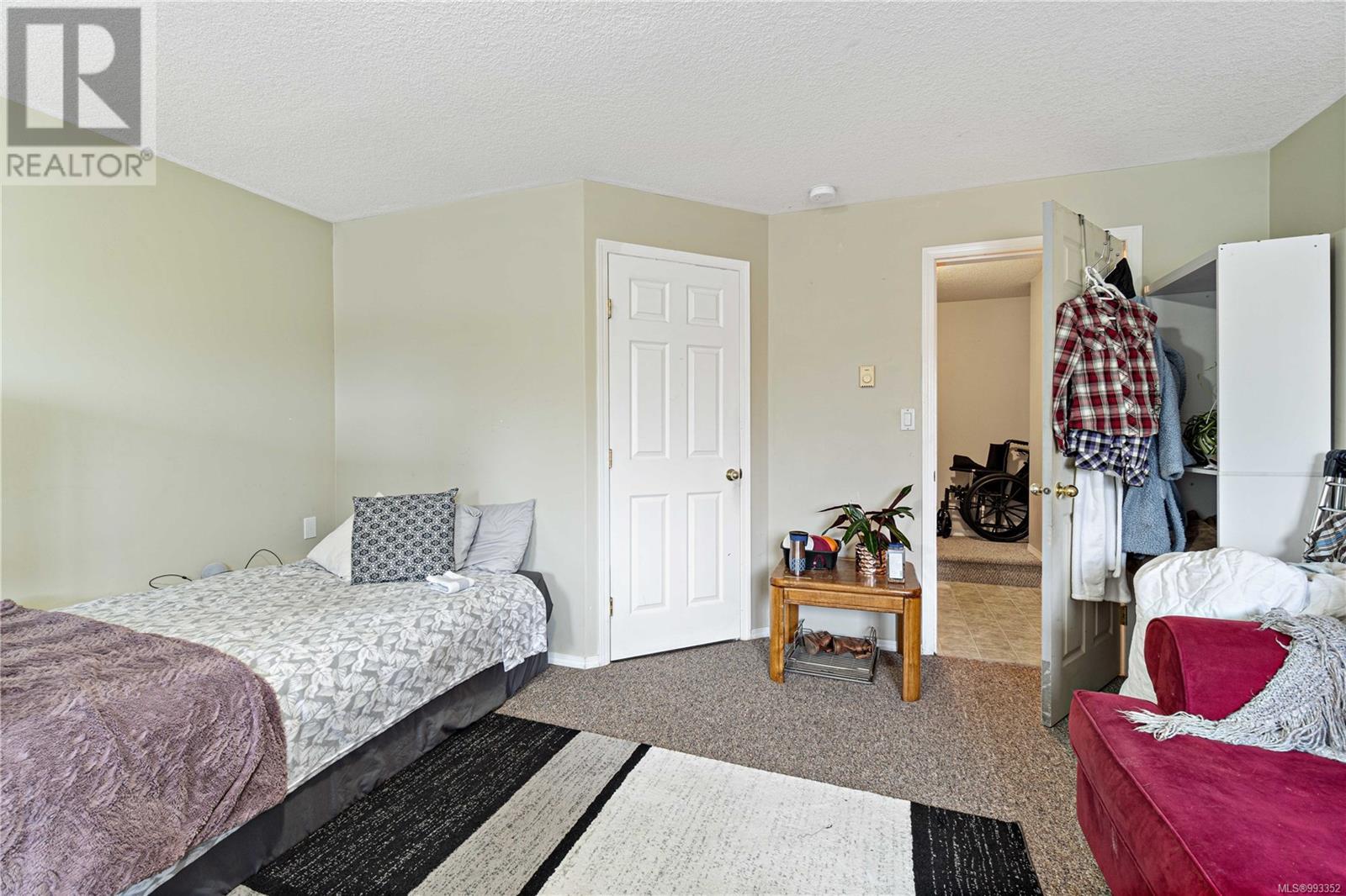 1394/1396 Graham Cres, Nanaimo real estate listing 993352