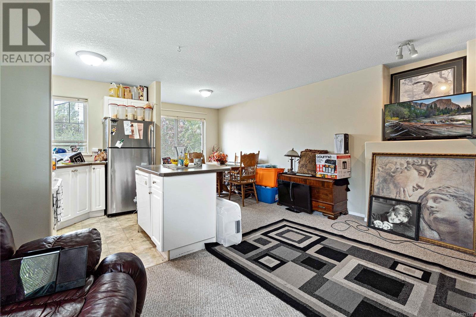 1394/1396 Graham Cres, Nanaimo real estate listing 993352