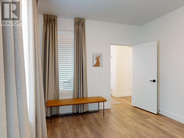 4048 SATURNA AVE, Powell River