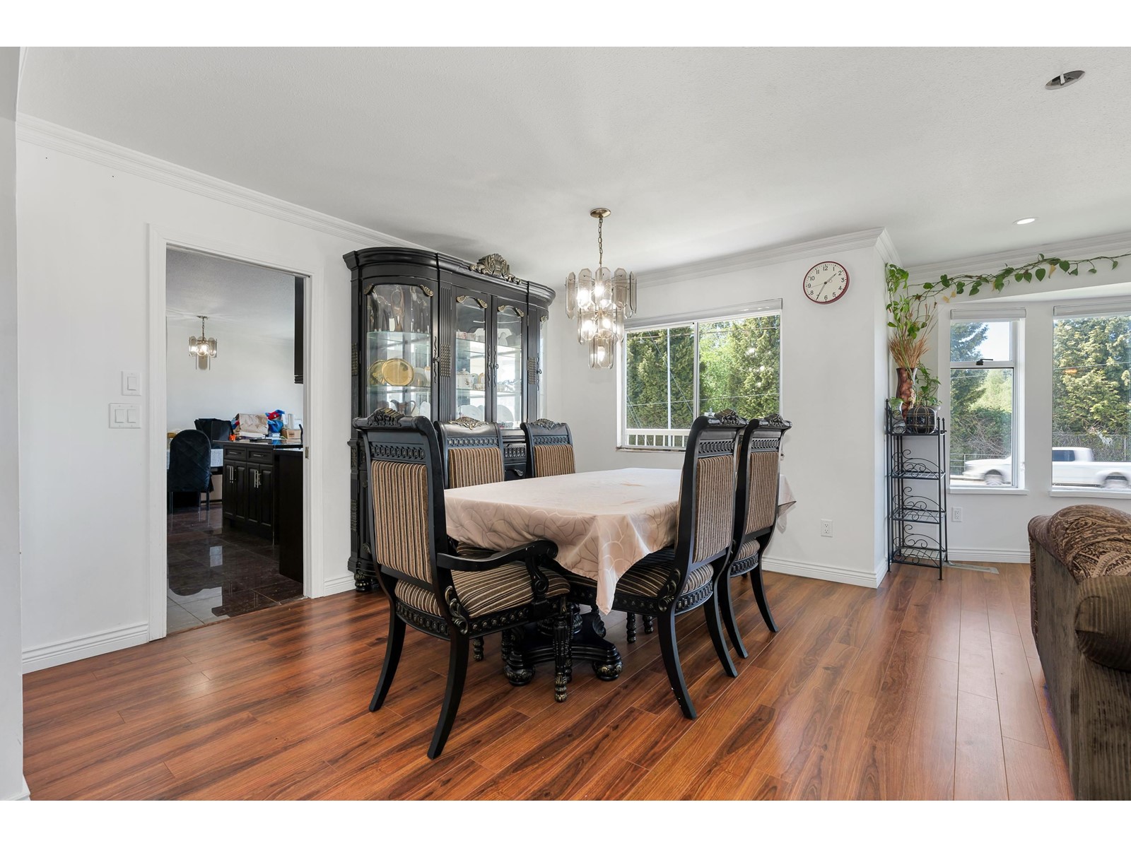 Photo 4 of 8724 128 Street, Surrey BC