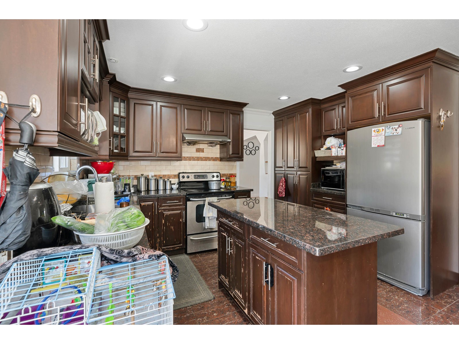 Photo 5 of 8724 128 Street, Surrey BC
