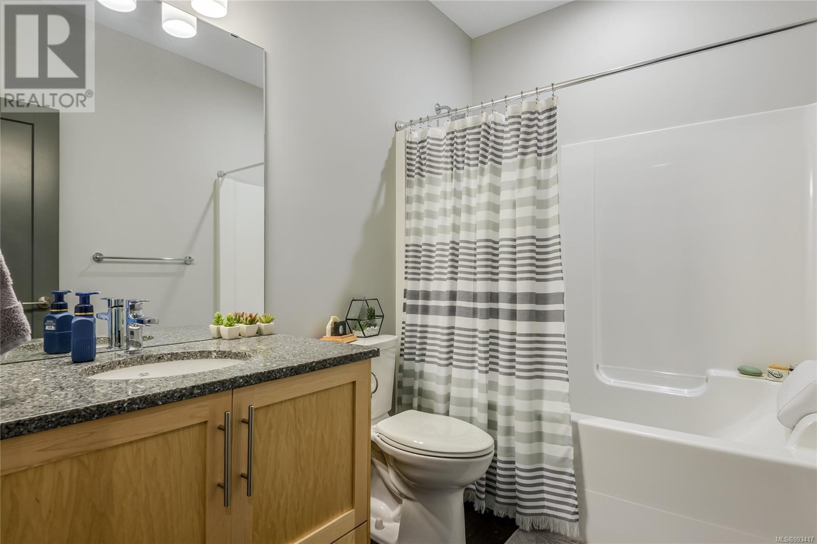 2 1580 Glen Eagle Dr, Campbell River real estate listing 993417