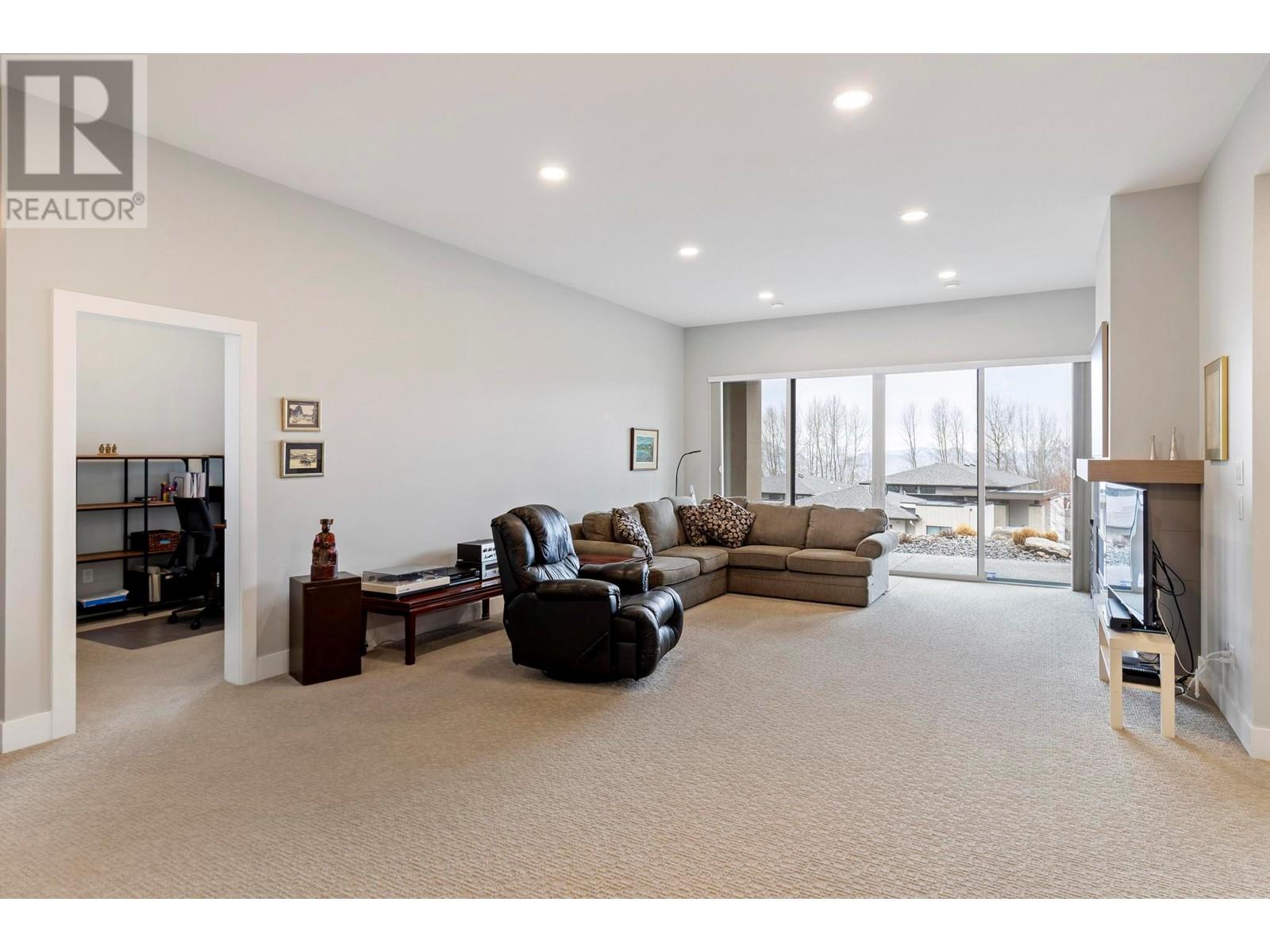 468 SPARROW HAWK COURT - Image 34