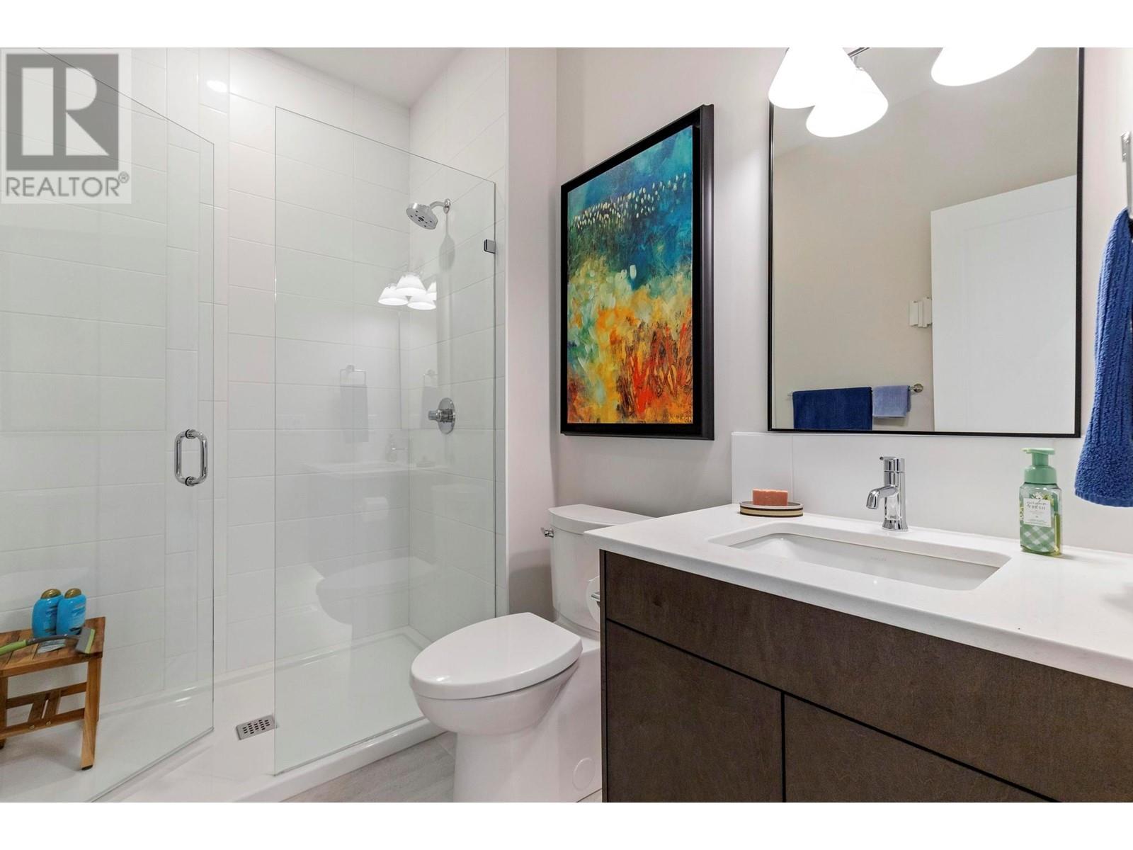  484 Sparrow Hawk Court, Kelowna