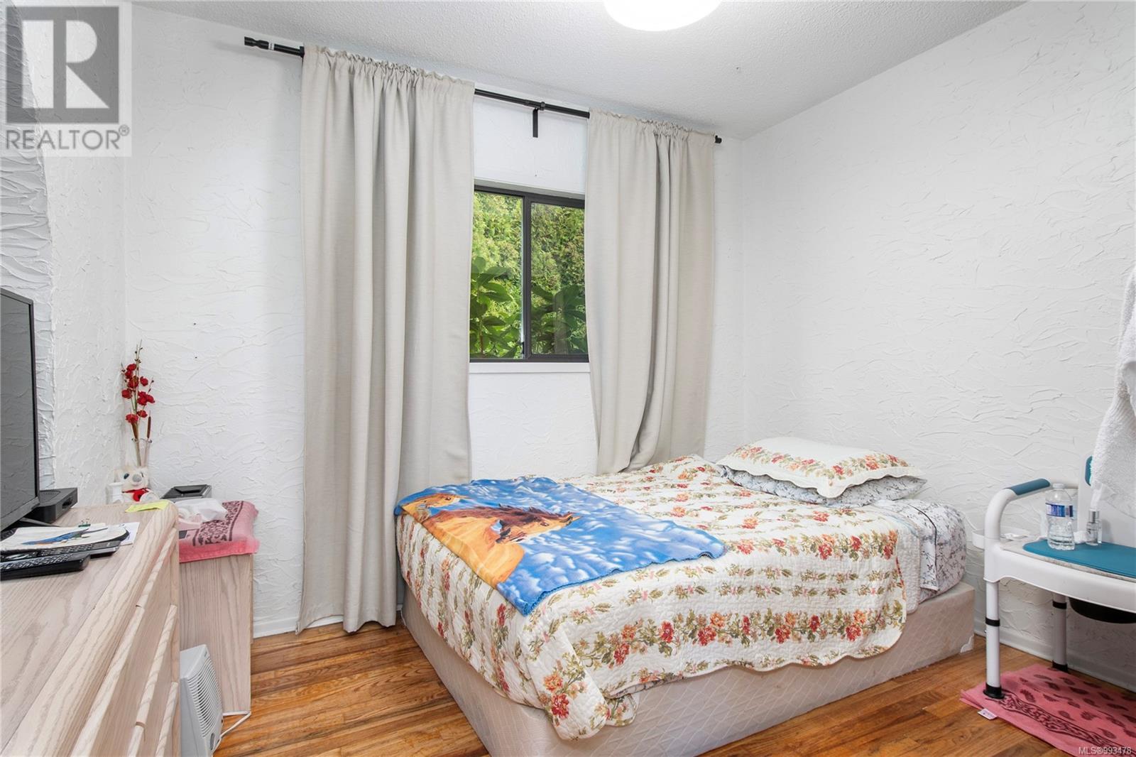 1780 Lewis Ave, Courtenay real estate listing 993478