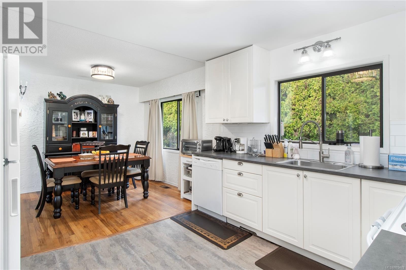 1780 Lewis Ave, Courtenay real estate listing 993478