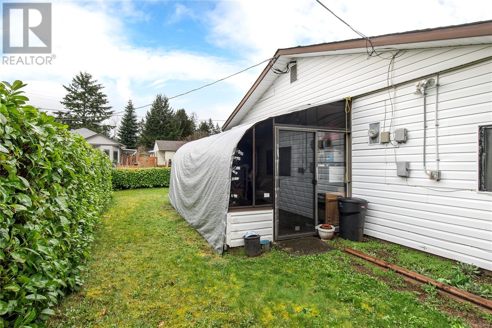 1780 Lewis Ave, Courtenay real estate listing 993478
