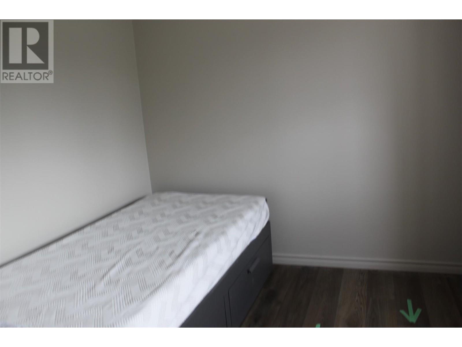 #1-4 208 Nelson Avenue - 24