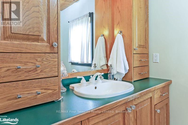 Photo 21 of 8886 County Road 91, Clearview ON