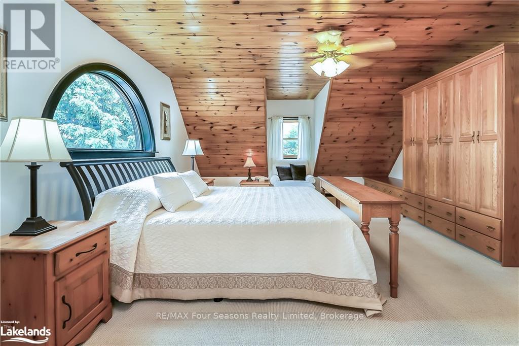 Photo 26 of 8886 County Road 91, Clearview ON