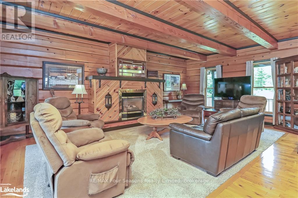 Photo 8 of 8886 County Road 91, Clearview ON