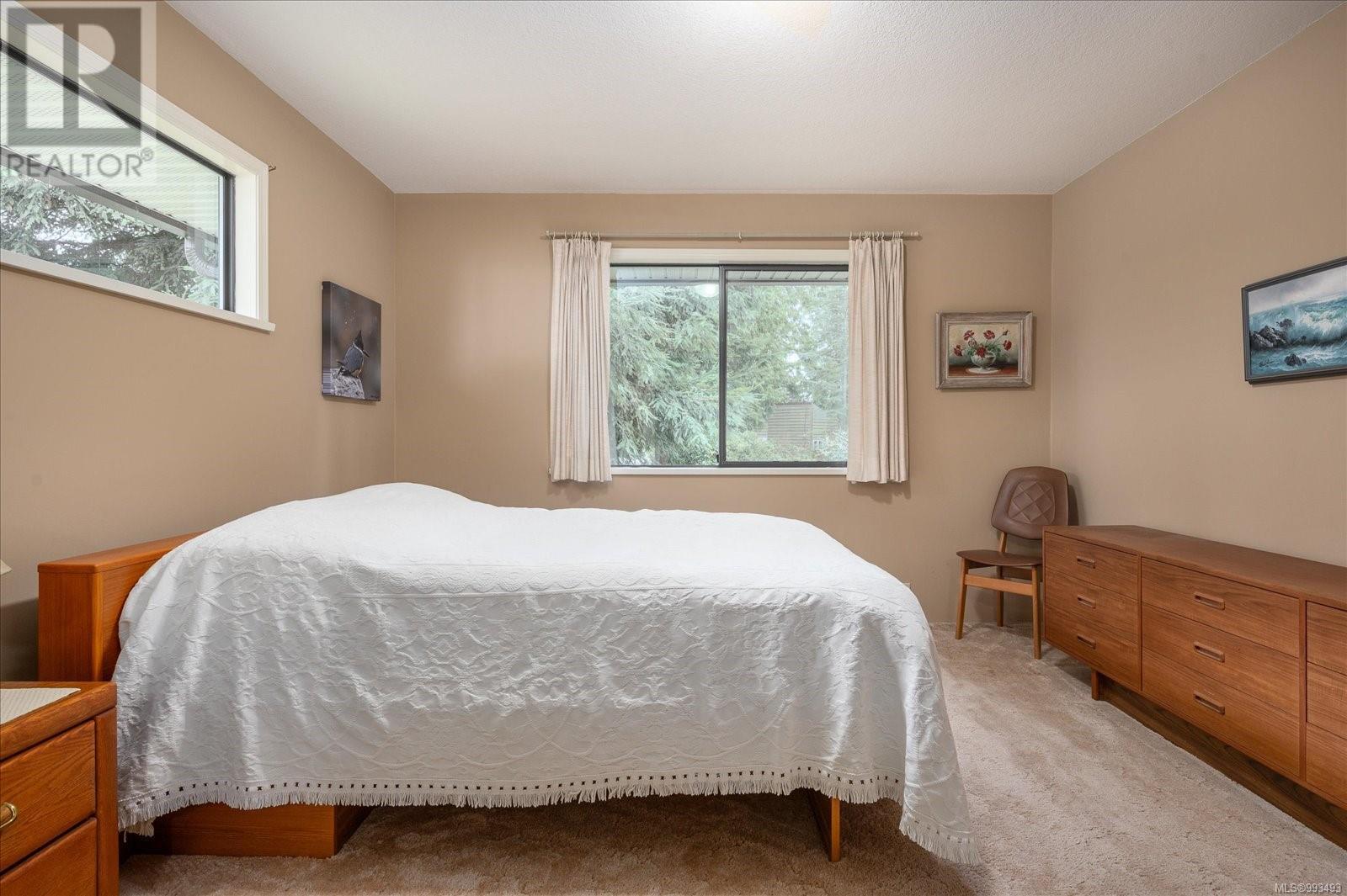 631 Sanderson Rd, Parksville real estate listing 993493